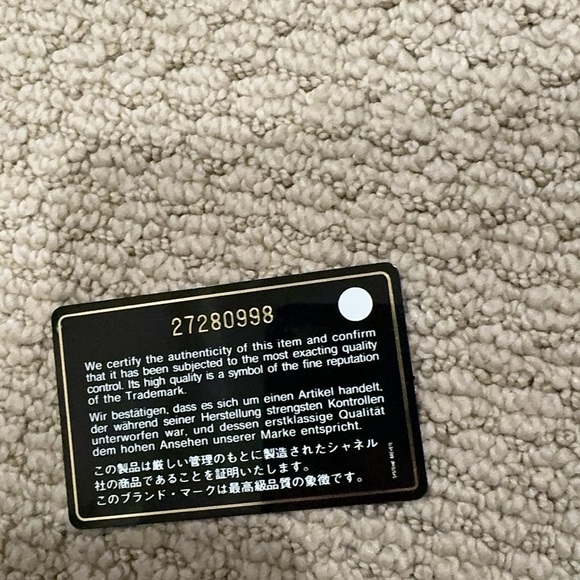 Chanel le boy - Picture 13 of 13